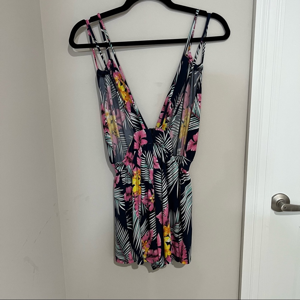 Floral romper - Picture 3 of 3